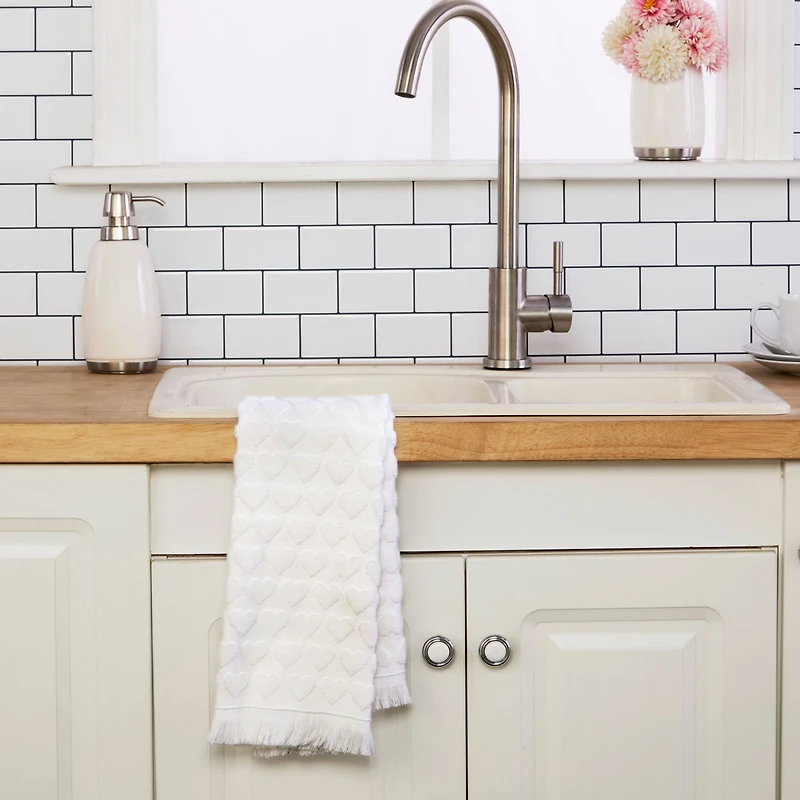 Saturday Knight Heart Jacquard 2-pc. Hand Towel