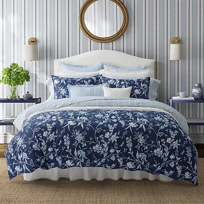 Laura Ashley Branch Toile 7-pc. Midweight Comforter Set