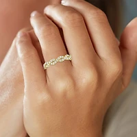 (G-H / I1-I2) Womens 1/2 CT. T.W. Lab Grown White Diamond 10K Gold Wedding Band