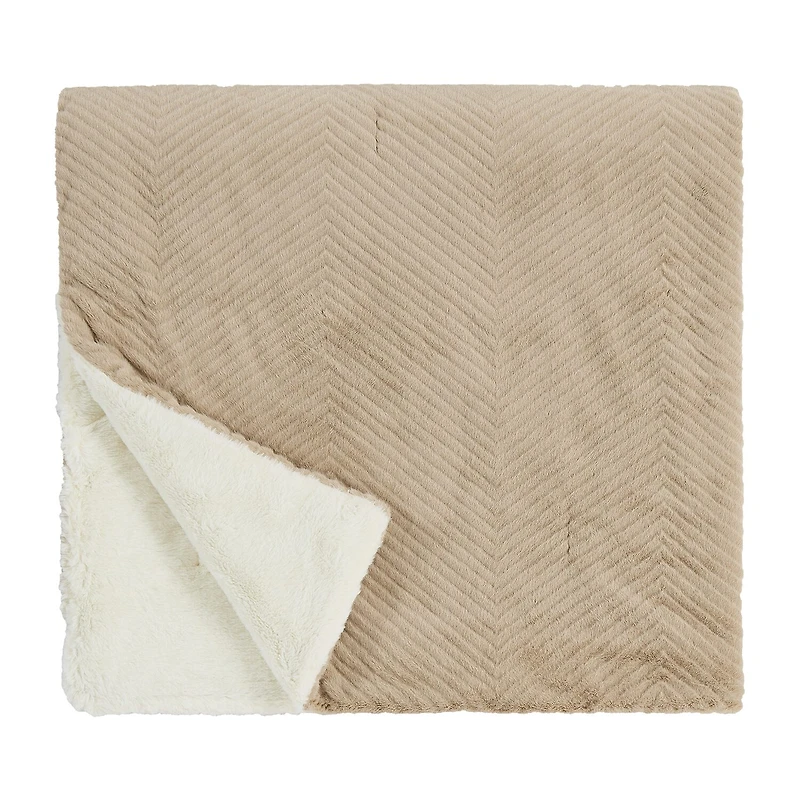 Brooklyn Loom Lush Chevron Throw