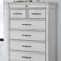 Signature Design by Ashley® Kaelyn 7-Drawer Chest