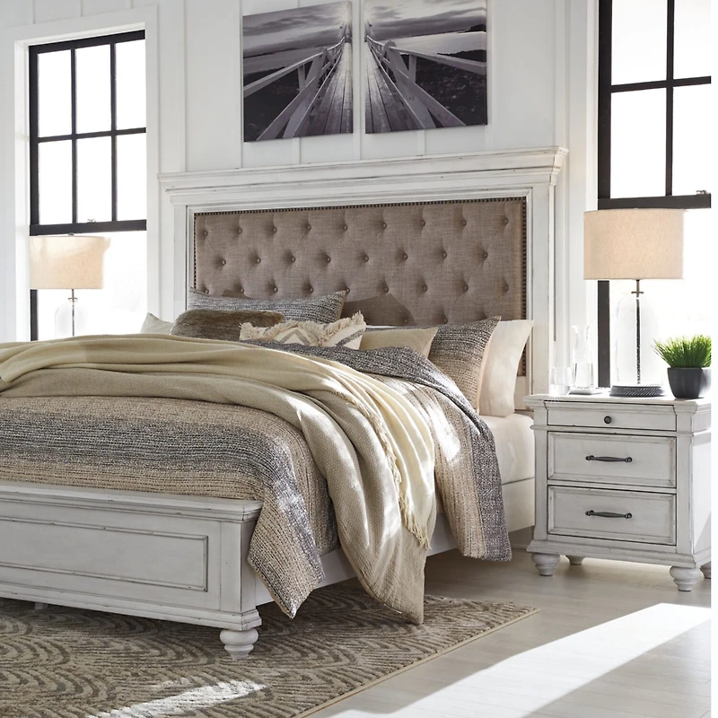 Signature Design by Ashley® Kaelyn Upholstered Panel Bed