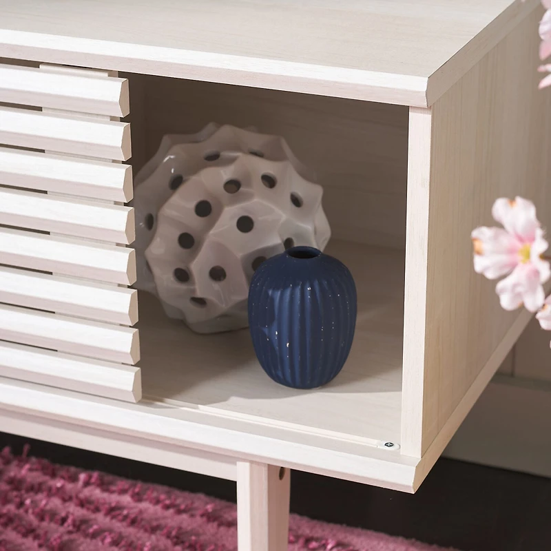 Safavieh Aricia TV Stand