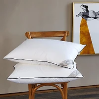 B. Smith Junoseque Jacquard 300 Thread Count Down Pillow
