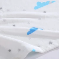Poppy & Fritz Cloud Lightweight Throw