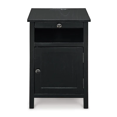 Signature Design By Ashley Treytown Chairside Table