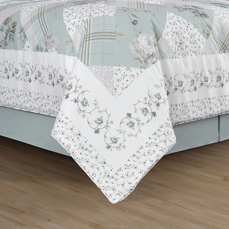 Royal Court Bungalow Spa 4-pc. Floral Midweight Comforter Set