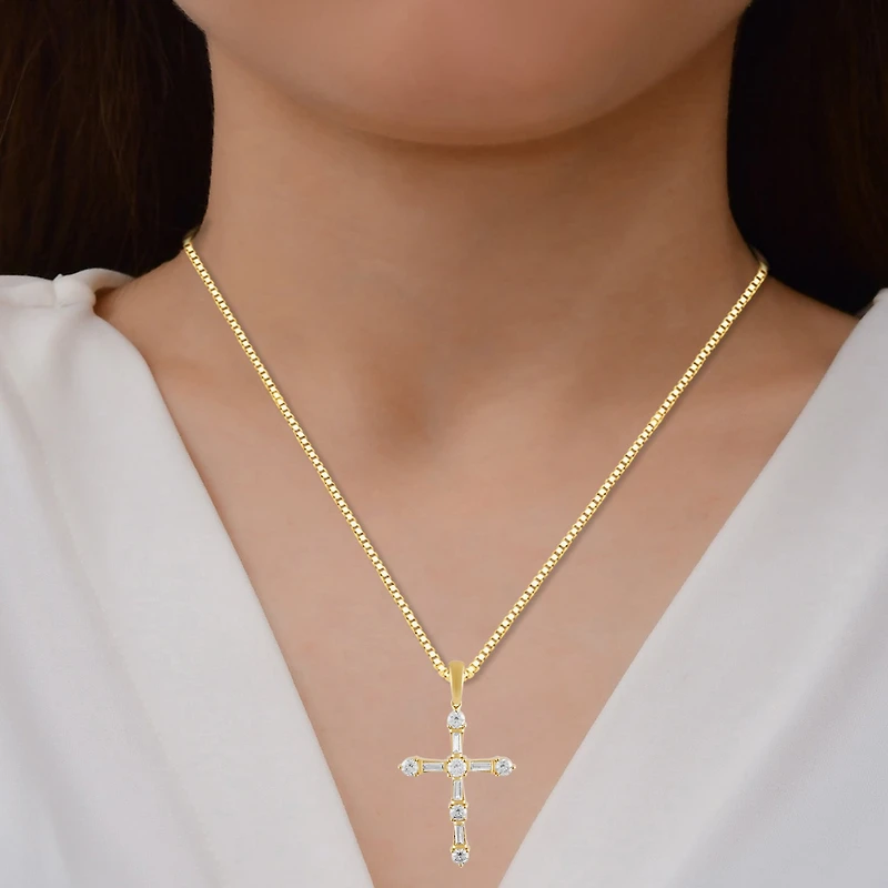 Womens 1 CT. T.W. Lab Grown White Diamond 10K Gold Cross 18 Inch Pendant Necklace