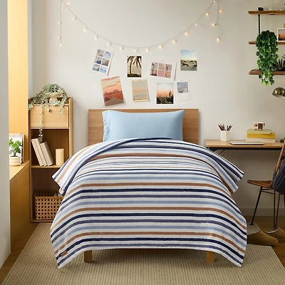 Bearpaw Super Cozy Midweight Blanket