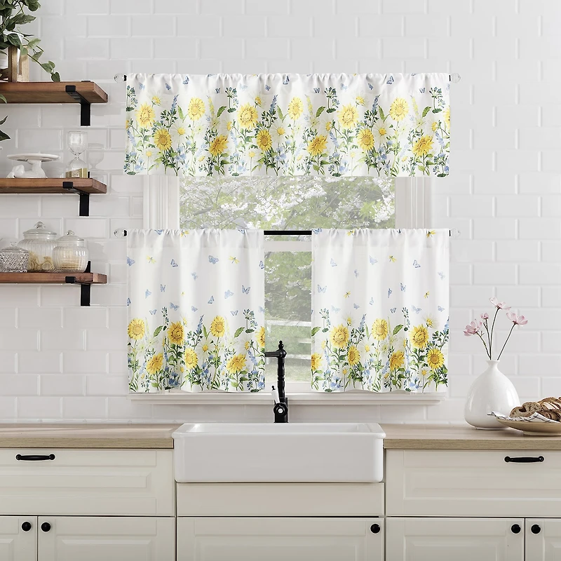 No 918 Spring Meadow Rod Pocket Tailored Valance