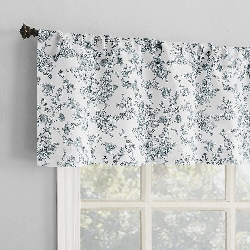 No 918 Addie Rod Pocket Tailored Valance