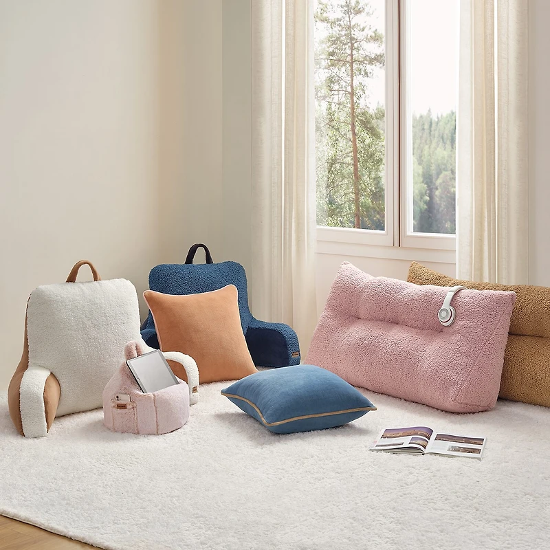Bearpaw Erin Sherpa Bed Rest Pillow