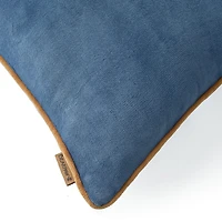 Bearpaw Blair 20x20 Square Throw Pillow