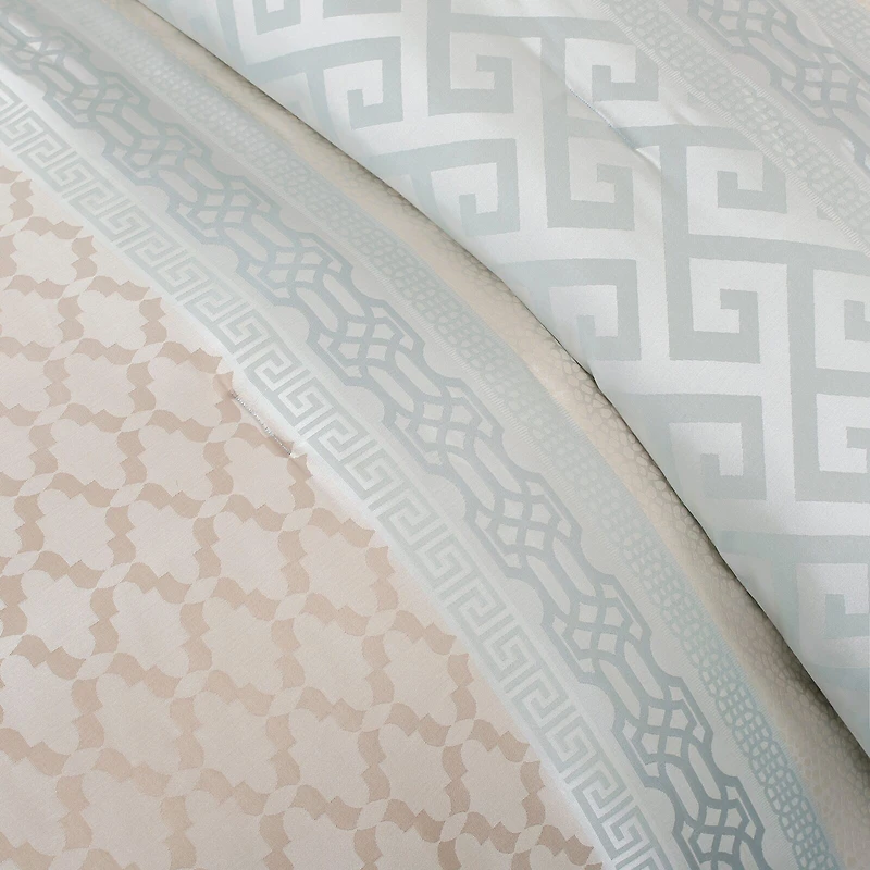 Madison Park Christian 7-pc. Comforter Set