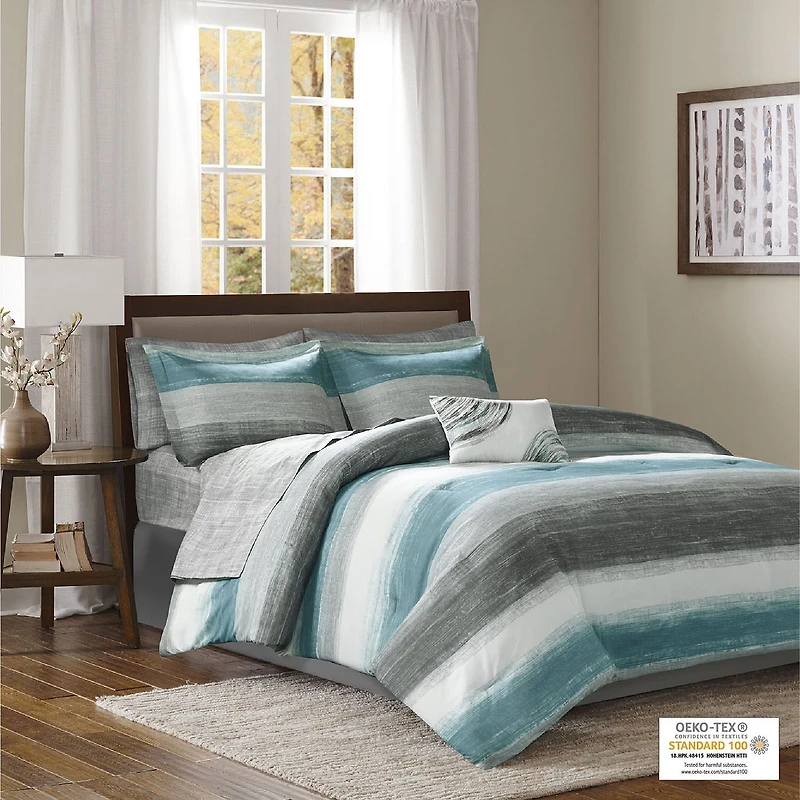 Madison Park Essentials Barret Complete Bedding Set with Cotton Sheets