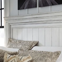 Signature Design by Ashley® Kaelyn Storage Bench Panel Bed