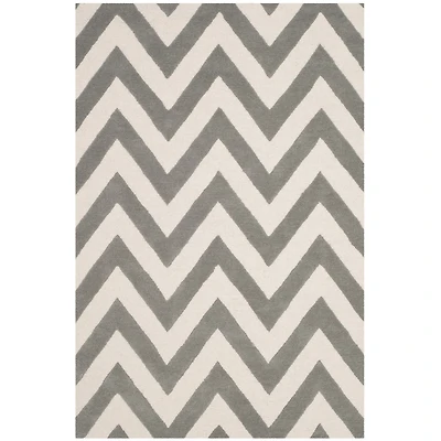 Safavieh Kids Collection Deborah Geometric Area Rug
