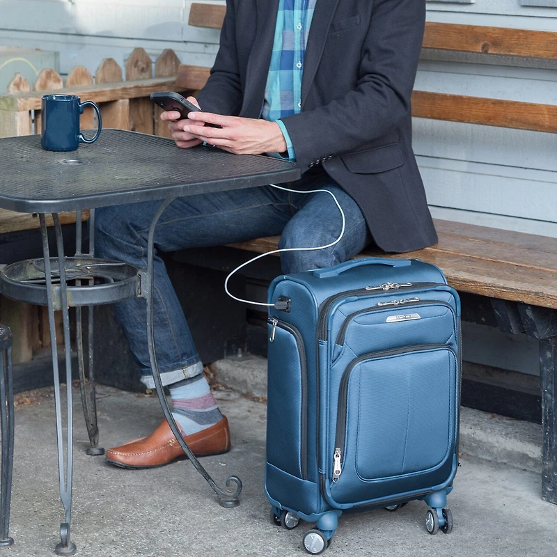 Samsonite Solyte Dlx 20 Inch Softside Expandable Lightweight Carry-On Spinner Luggage