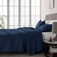 Linery Pinsonic Medallion 3-pc. Reversible Quilt Set