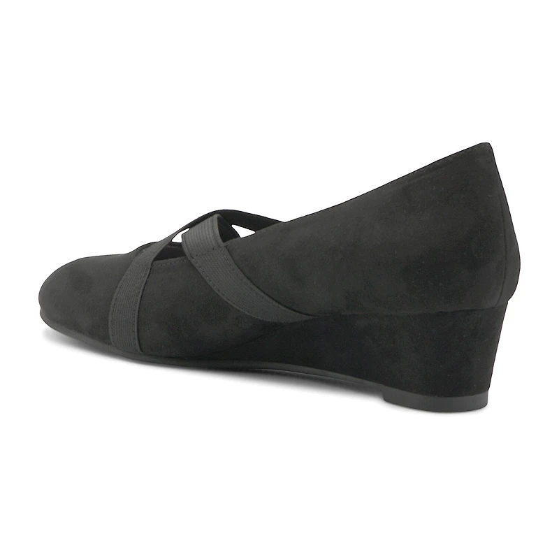 Mootsies Tootsies Kimmy Womens Almond Closed Toe Wedge Heel Pumps