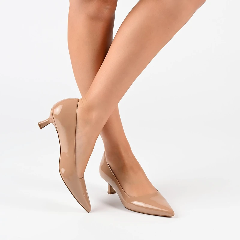 Journee Collection Celica Womens Pointed Closed Toe Kitten Heel Pumps