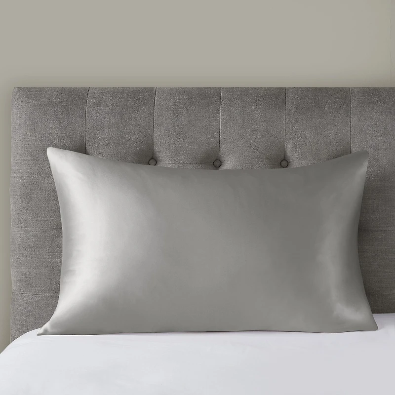Madison Park Single Silk Pillowcase