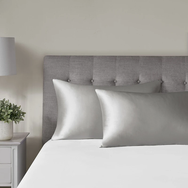 Madison Park Single Silk Pillowcase