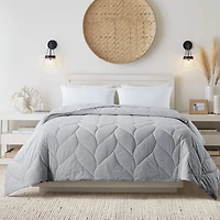 Waverly Waverly Grey Midweight Comforter