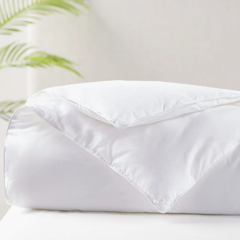 Sleep Philosophy Year Round Warmth 300 Thread Count Cotton Sateen Down Alternative 3M Thinsulate Comforter