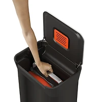Joseph Joseph Titan 30L Trash Compactor