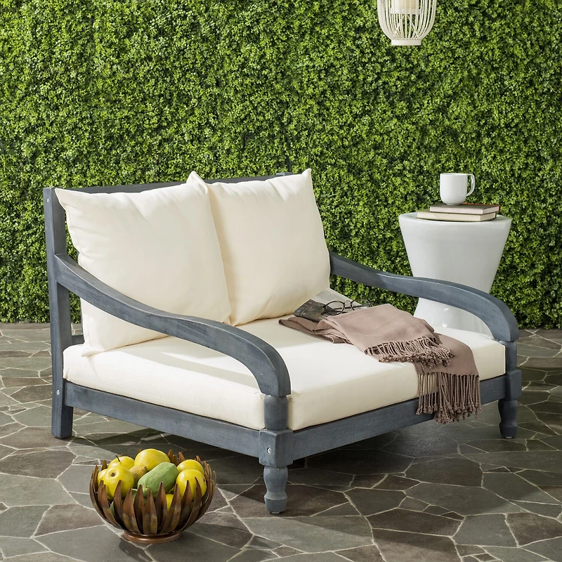 Safavieh Pomona Patio Collection Lounge Chair