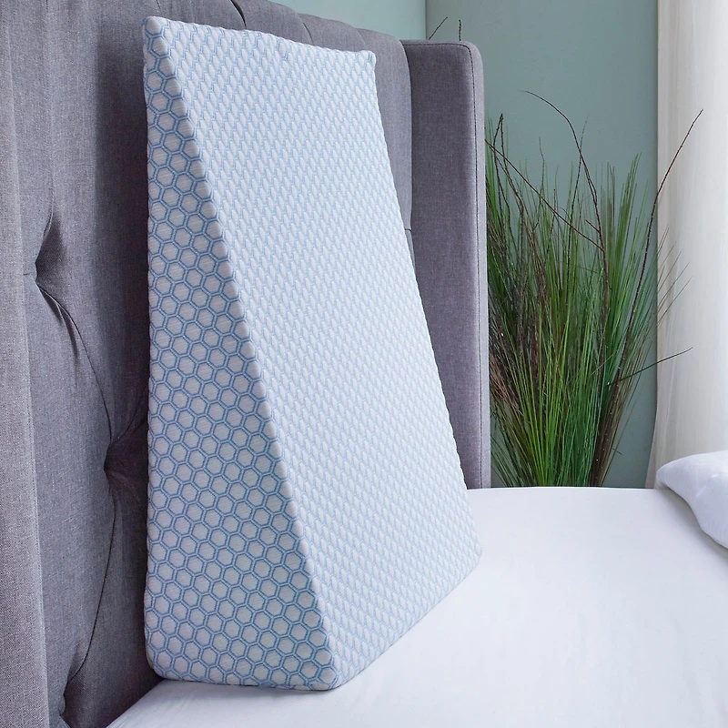 TruCool Wedge Support Pillow Featuring Serene Foam