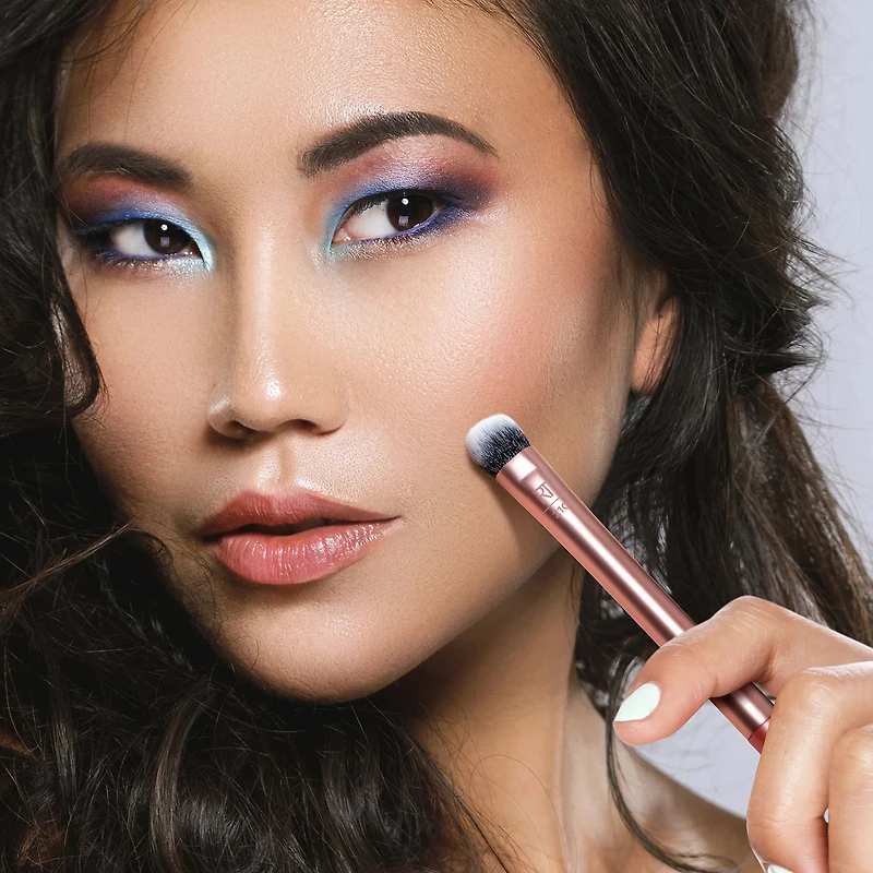Real Techniques Expert Concealer Brush