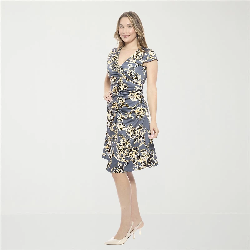 24seven Comfort Apparel Womens Short Sleeve Abstract Wrap Dress
