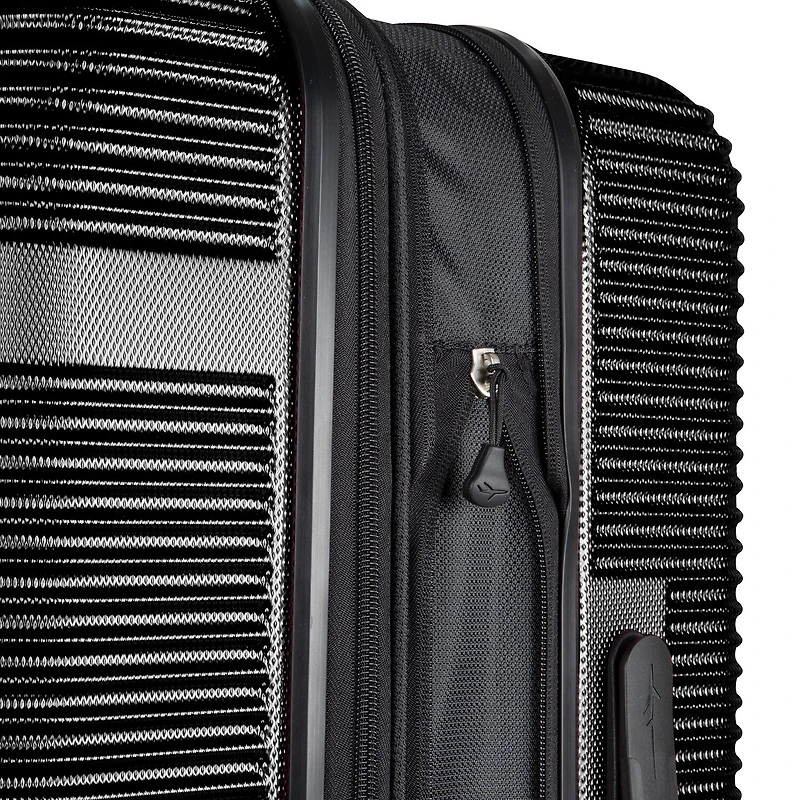 Skyway Chesapeake 4.0 28 Inch Hardside Expandable Checked Spinner Luggage