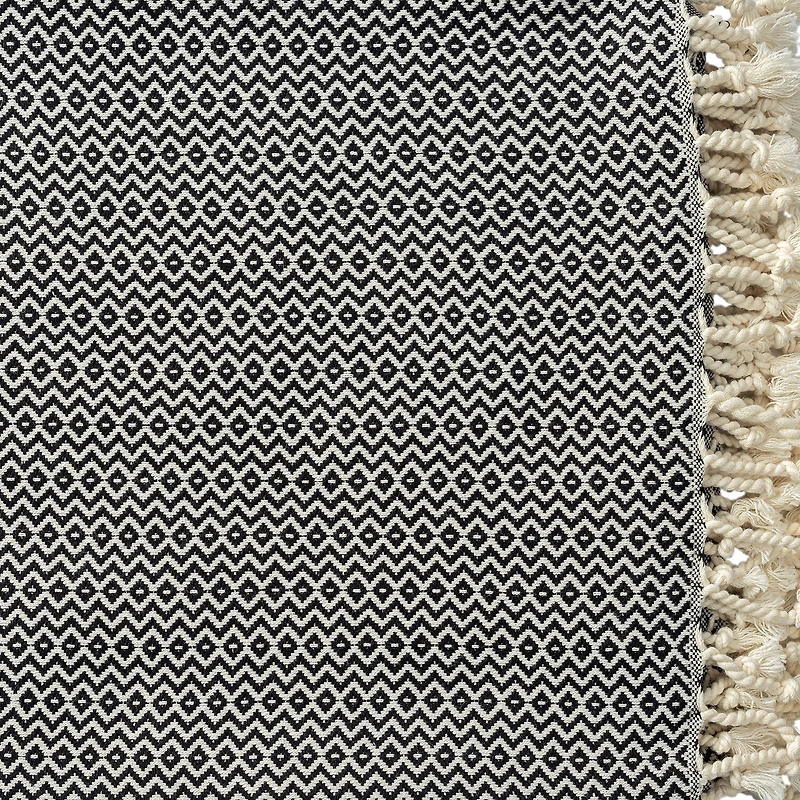 LR Home Charle Diamond Washable Reversible Throw