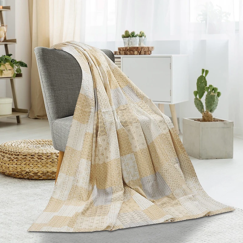 LR Home Kris Patchwork Midweight Throw