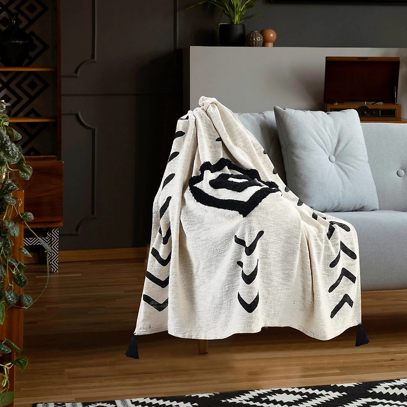 LR Home Levi Modern Throw