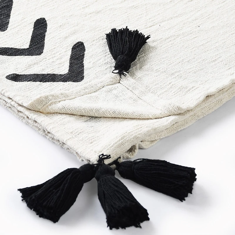 LR Home Levi Modern Throw