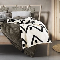 LR Home Owen Tribal Throw