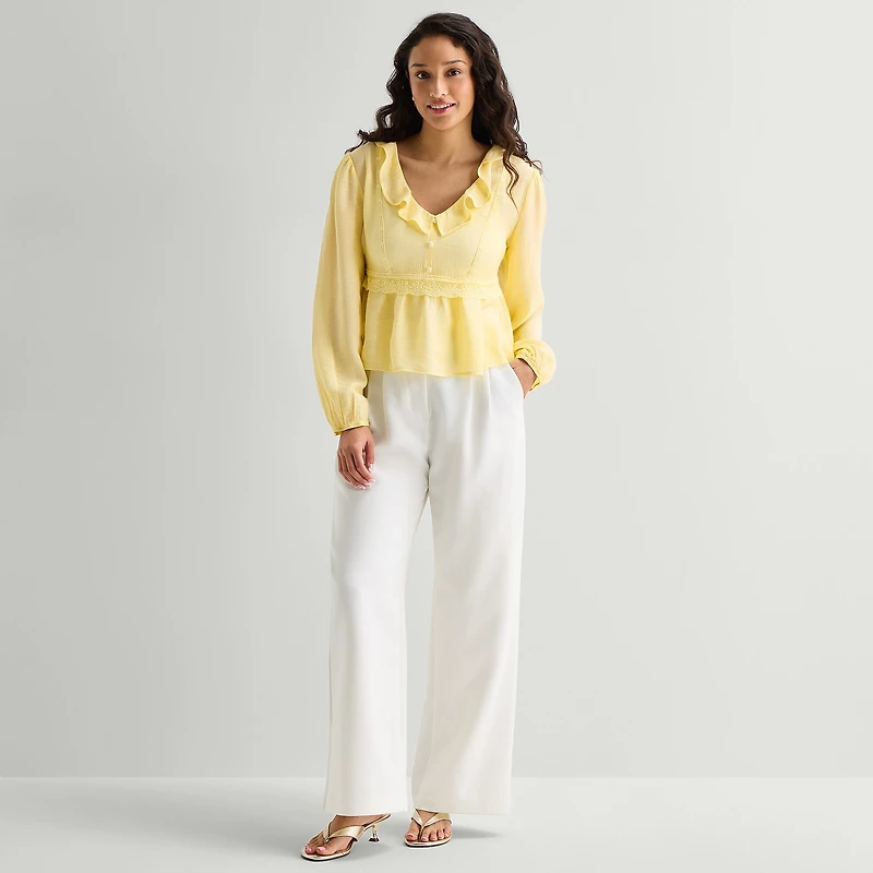 by&by Womens Juniors V Neck Long Sleeve Blouse