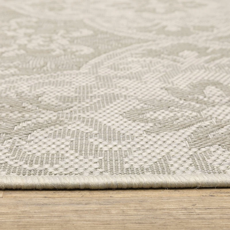 Covington Home Pamplona Floral Trellis Indoor Outdoor Rectangular Area Rug