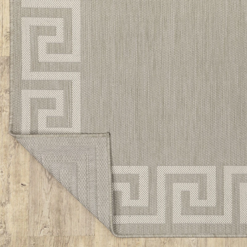 Covington Home Pamplona Greek Key Border Indoor Outdoor Rectangular Area Rug