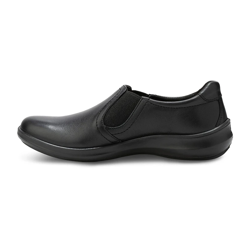 Eastland Fiddle Womens Round Closed Toe Slip-On Shoe
