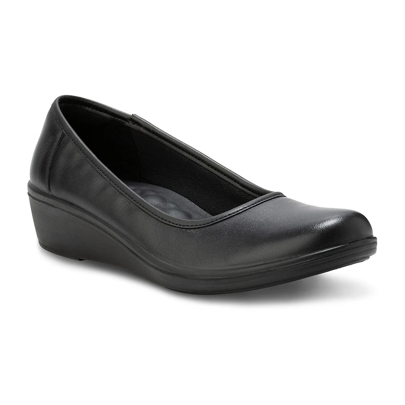Eastland Belinda Womens Round Closed Toe Slip-On Shoe