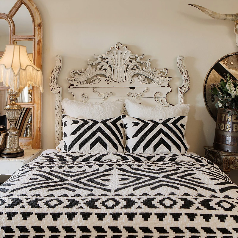 JUNK GYPSY Queen Ranch Cotton Reversible Quilt Set