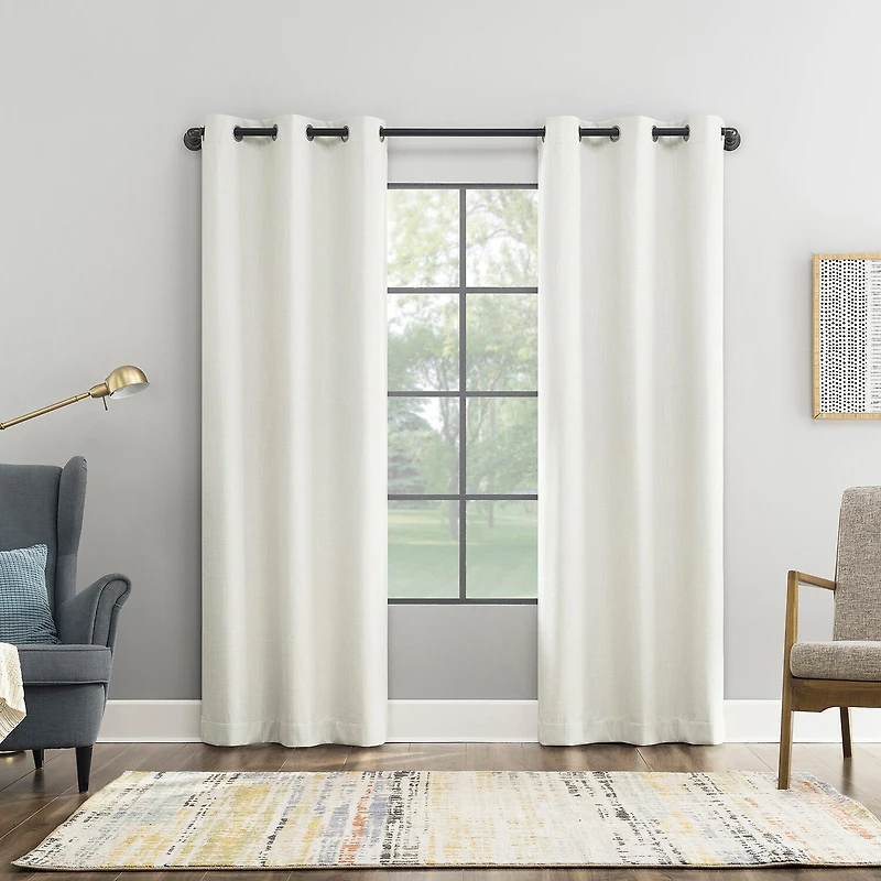 Sun Zero Aldwin Grommet Top Energy Saving 100% Blackout Single Curtain Panel