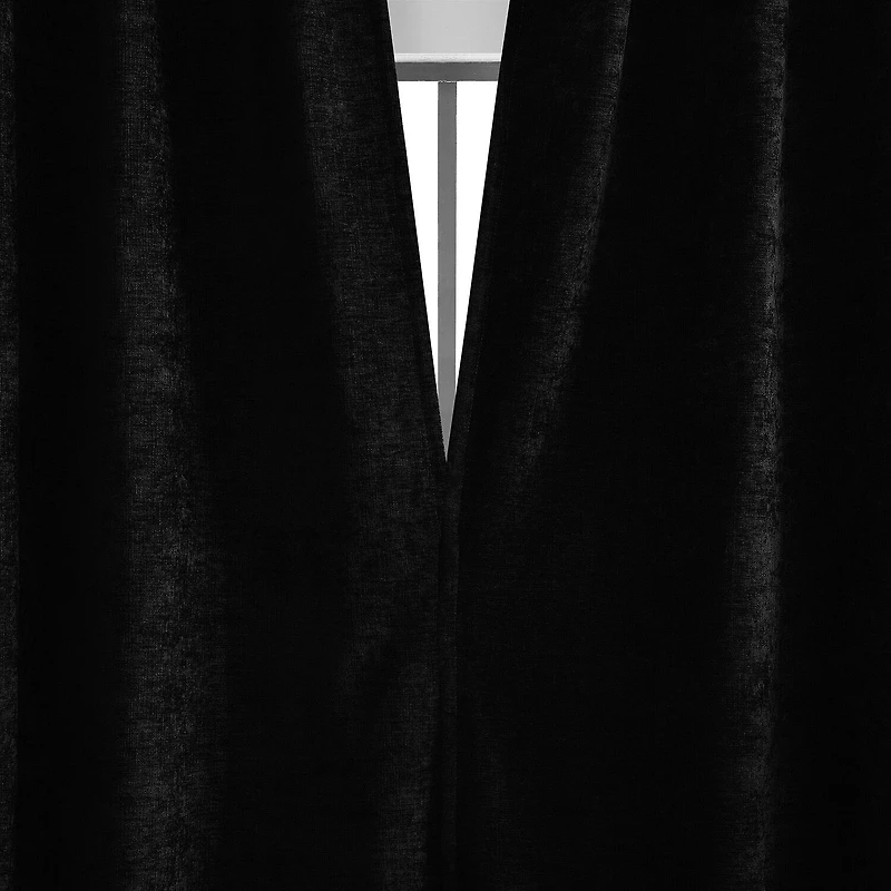 Sun Zero Isidora Grommet Top Energy Saving 100% Blackout Single Curtain Panel