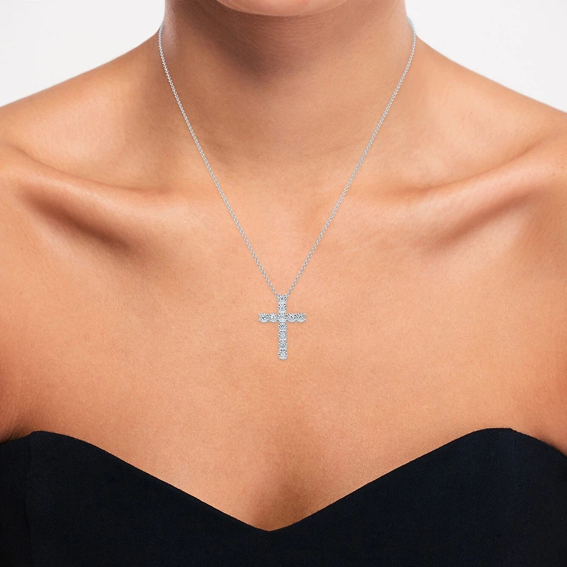 (G-H / I1-I2) Womens 1/4 CT. T.W. Lab Grown White Diamond Sterling Silver Cross 18 Inch Pendant Necklace