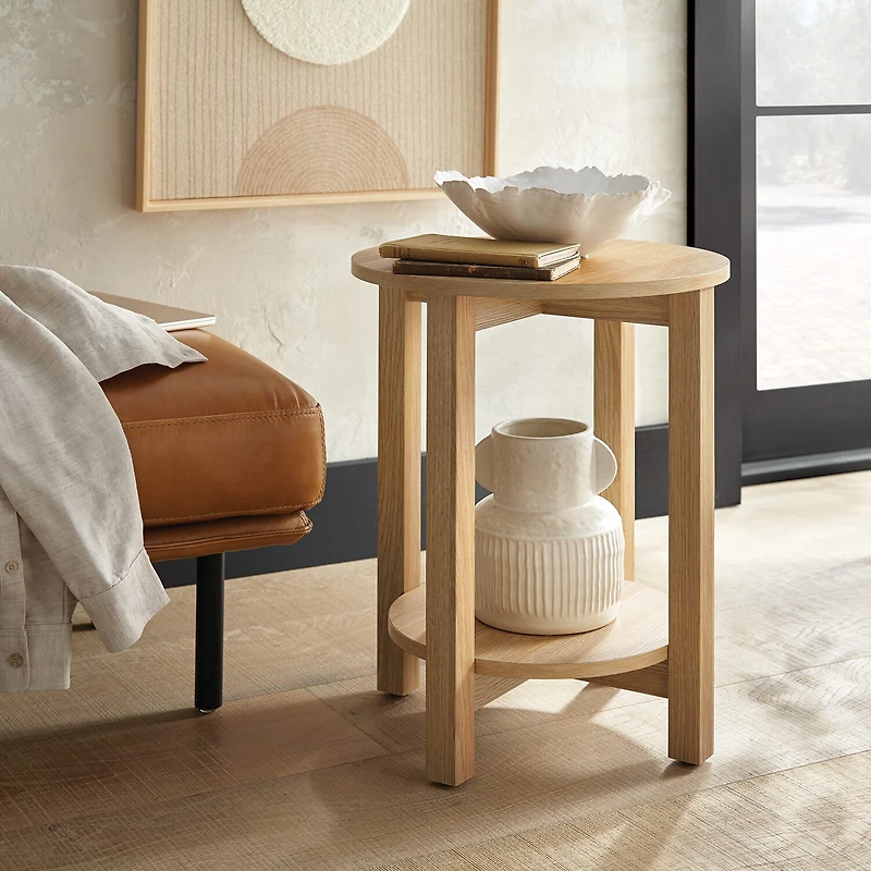 Linden Street Kylen 20" Accent Table